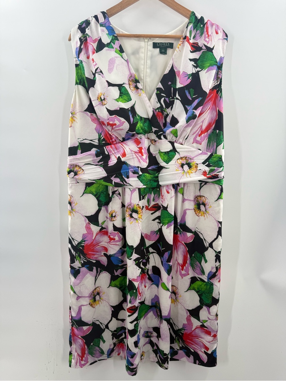 Ralph Lauren Soft Watercolor Floral V-Neck Gathered Waist Knee Length Dress 20W